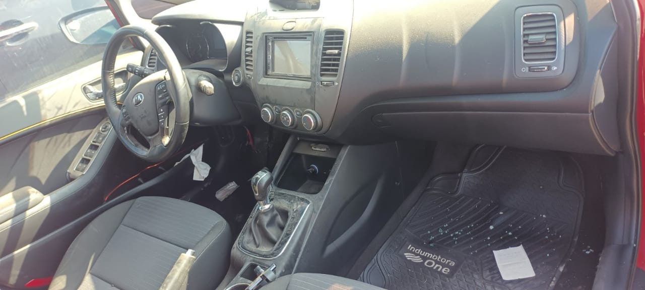  Hyundai CERATO 2014    EN DESARME